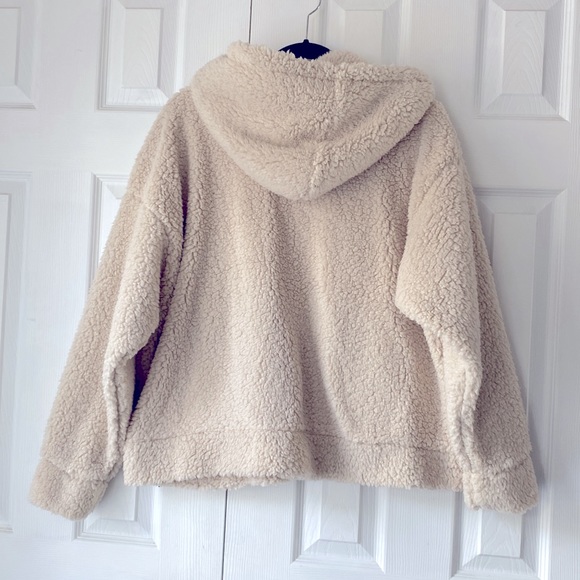 SOLD❗️NWT Hooded zipper front 100% Polyester X-Large - Picture 3 of 5